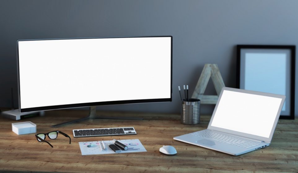 Curved vs. Flat Monitor: Which One Is Better? | Rising Tech