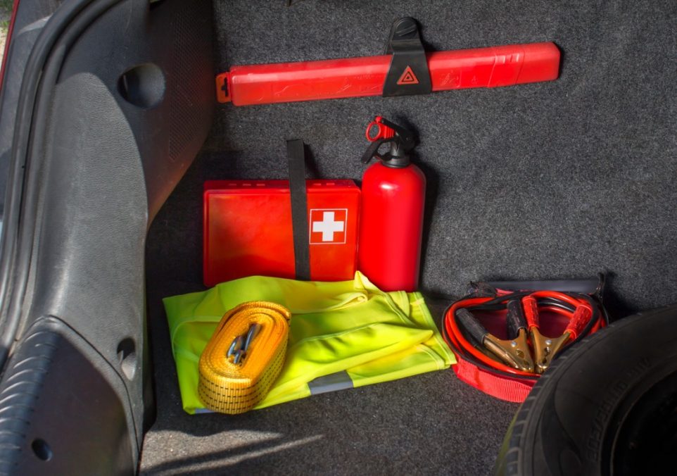 best car emergency kit