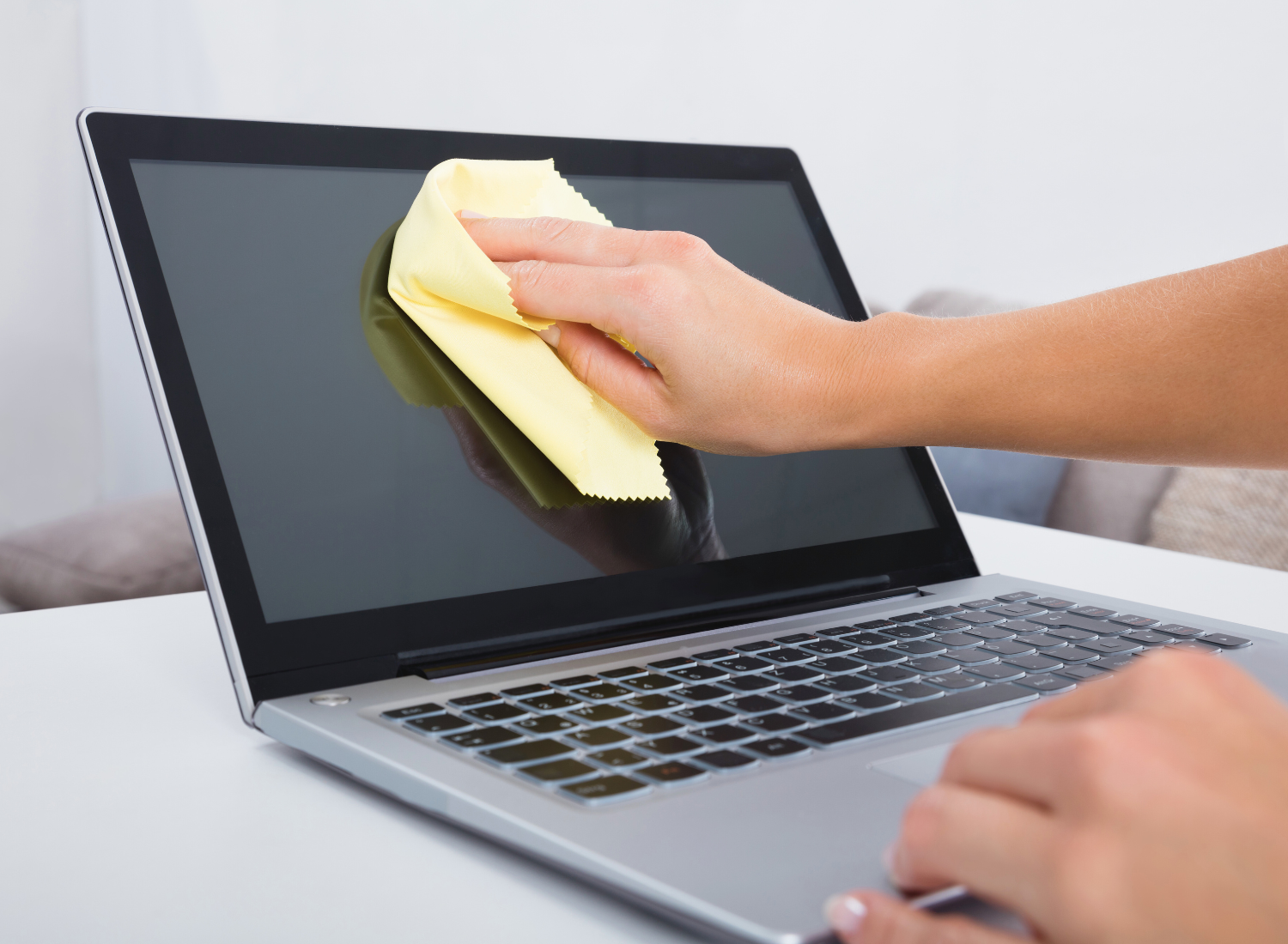 laptop screen cleaner